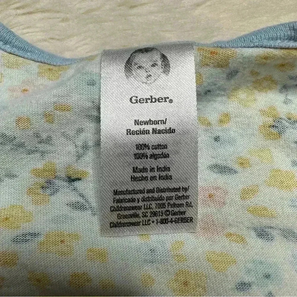 Gerber Footed Onesie Pajamas White & Blue Floral Zippered Size Newborn - Picture 5 of 16